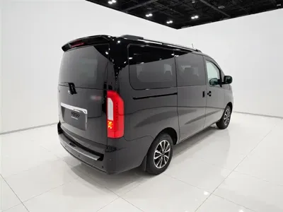 JAC Refine Refine M3