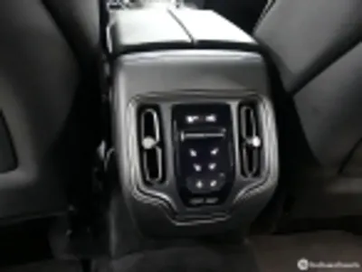 Astonmartin DBX