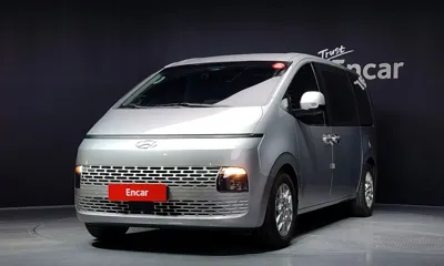Hyundai Staria