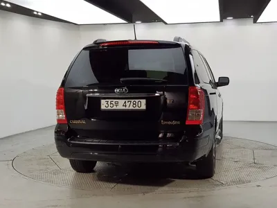 Kia Canival