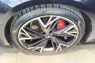 Audi A7L