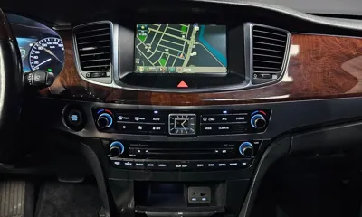 Hyundai Equus