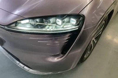 Hima Luxeed R7