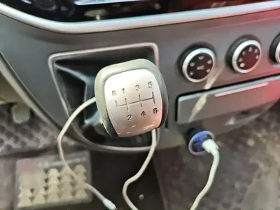 大通 V80