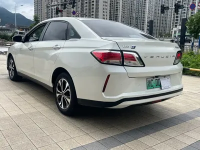Venucia D60 EV