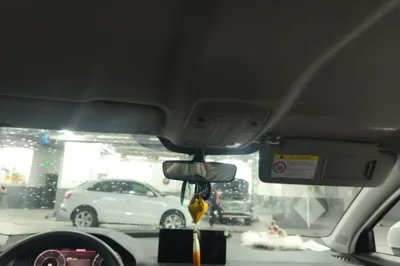Audi Q2L e-tron