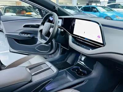 Hongqi Hongqi EH7