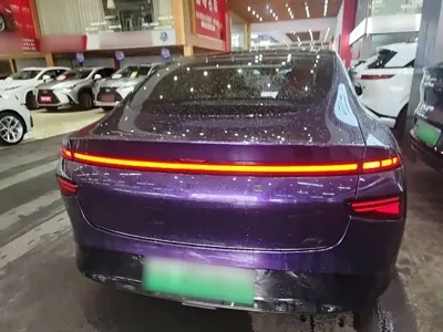 Xpeng P7