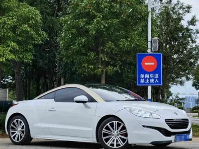 Peugeot RCZ