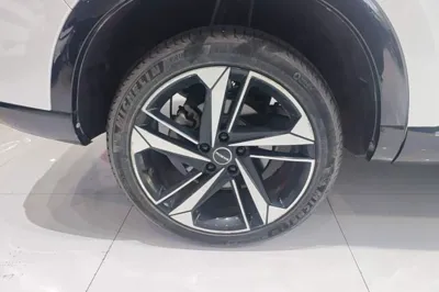 Roewe RX5 Max