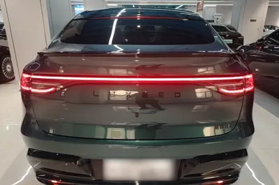 Hima Luxeed R7