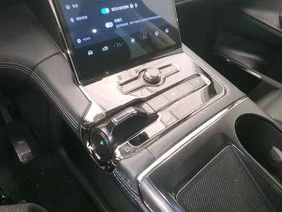 Nio ES8