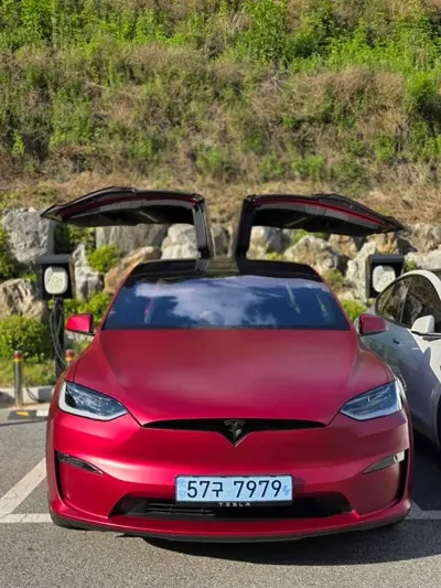 Tesla Model X