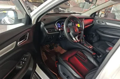 Roewe RX3