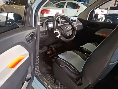 Wuling MINIEV
