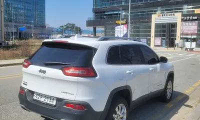 Jeep Cherokee