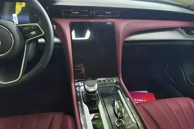 Hongqi H5