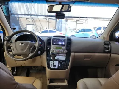 Kia Canival