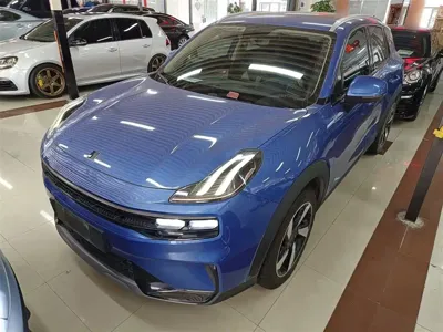 Lynk & Co 06 EM-P
