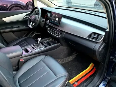 BYD MAX