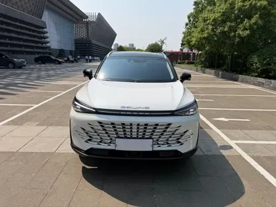 BAIC X7