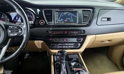 Kia Canival