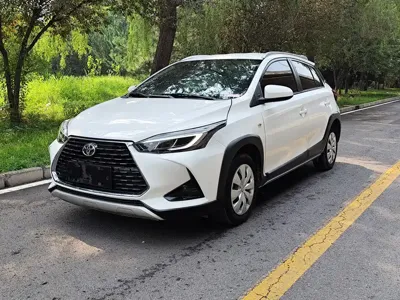 Toyota Yaris L