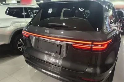 Li Auto ONE