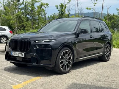 BMW X7