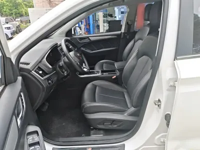 Roewe RX5