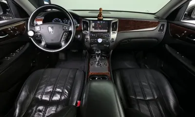 Hyundai Equus