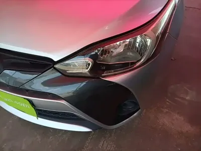 Toyota Yaris L