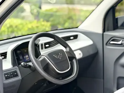 Wuling MINIEV
