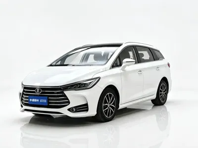 BYD MAX
