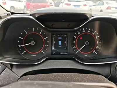 Chery Arrizo 5