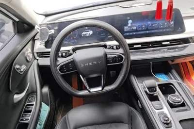 Chery Arrizo 8