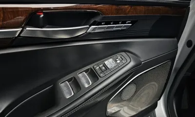 Genesis EQ900