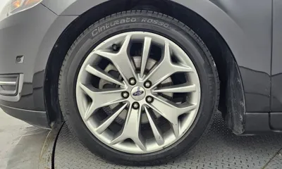 Ford Taurus