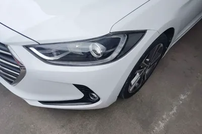 Hyundai Elantra (6th Generation