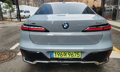 BMW 7-Series