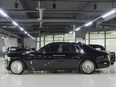 Rolls-Royce Phantom