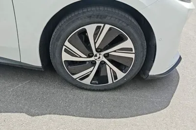 Nio ET5