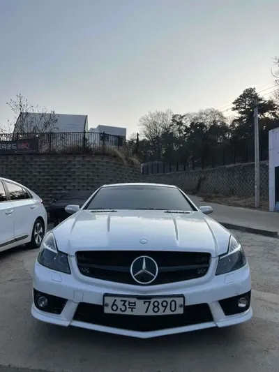 Mercedes-Benz SL-Class