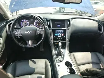 Infiniti Q50L
