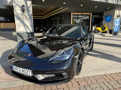 Porsche 718