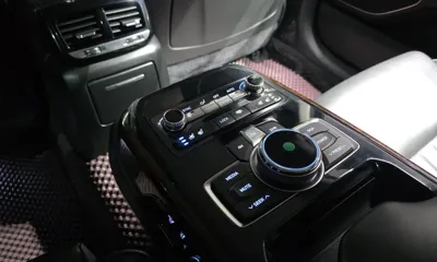 Genesis EQ900
