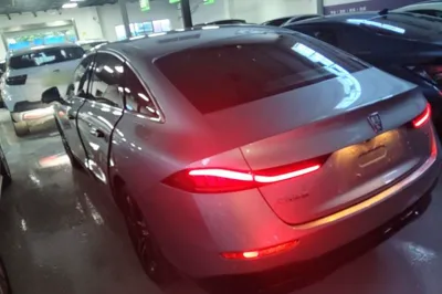 Roewe D7
