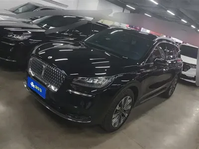 Lincoln Corsair