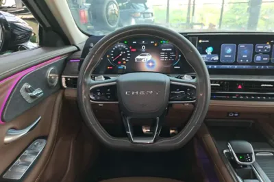 Chery Arrizo 8