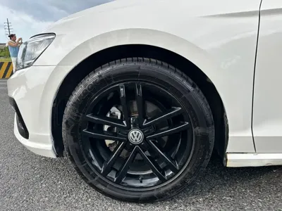 Volkswagen Lamando